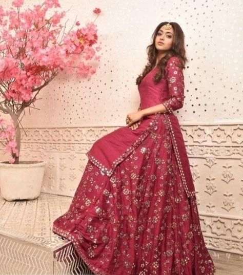 🌺RATE::2000 🌺WhatsApp ::9725516626 🌺www.buytwofast.com 🌺Prepaid order 🌺Cod not available 🌺S,M,L,XL,XXL,XXXL 🌺International order accept 🌺100% best Quality of fanrics Lehenga Choli For Women, Choli For Women, Indian Gowns Dresses, Indian Gowns, Dress Indian Style, Indian Wedding Outfits, Pakistani Dress Design, Indian Designer Outfits, Saree Dress