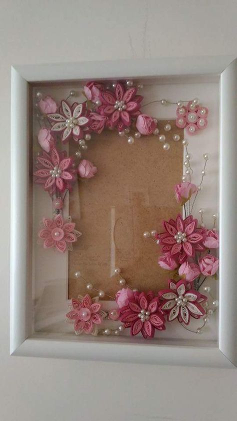 Quilling Photo Frames Ideas, Quilling Frames, Quilling Photo Frames, Paper Quilling Flowers, Paper Quilling Cards, Quilling Work, Paper Quilling Patterns, Quilled Paper Art, Quilled Creations