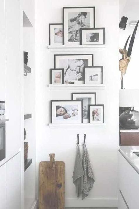 End Of Hallway, Family Pictures On Wall, Wall Decor Pictures, Living Room Decor Modern, Modern Bed, New Wall, Home Decor Pictures, My New Room, Home Fashion