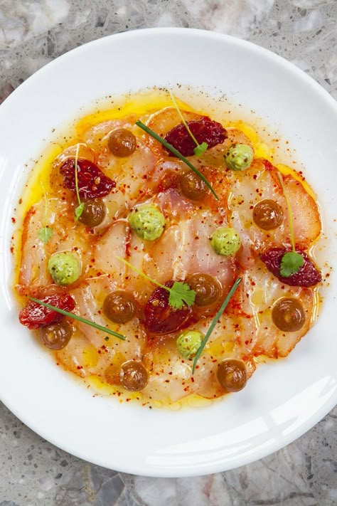 Cured Fish Recipe, Monkfish Recipe, Confit Tomatoes, Cured Fish, Raw Fish Recipes, Fish Appetizers, Monkfish Recipes, Avocado Mousse, Raw Fish