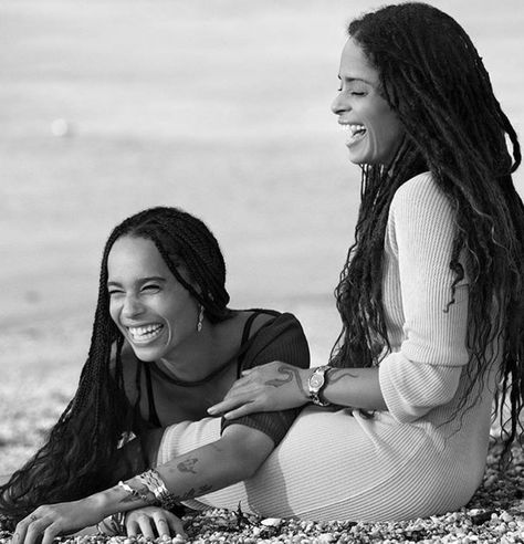 Zoe Kravitz and Lisa Bonet Jason Momoa Lisa Bonet, Zoe Isabella Kravitz, Lisa Bonet, Band Rock, Zoe Kravitz, Photography Magazine Cover, Black & White, Black Is Beautiful, Editorial Photography