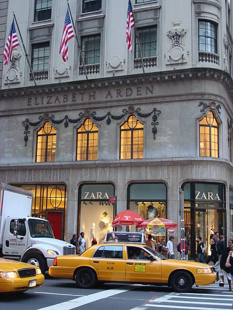 Elizabeth Arden & Zara shop is on 5th Avenue. Just a block away from the Quin #Hotel. #Fashion #shops New York Shopping, Zara Shop, Voyage New York, Yellow Taxi, I Love Nyc, Empire State Of Mind, Nyc Life, New York Life, Taxi Cab