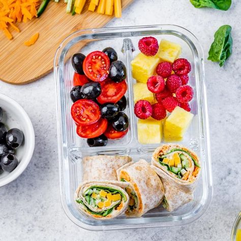 Veggie Hummus Wrap Cold Lunch Box | Clean Food Crush Meals With Hummus, Hummus Lunch Ideas, Cold Lunchbox Ideas, Hummus Lunch, Cfc Recipes, Crush Challenge, Cleanfoodcrush Recipes, Oatmeal Jars, Veggie Hummus