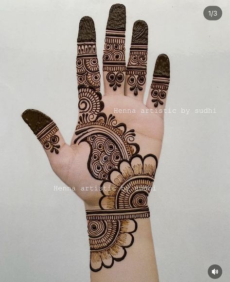 Mehendi Bel Design Easy, Bel Henna Designs, Natural Mehandi Designs, Mehndi Designs Simple Easy Back Hand, Very Simple Mehndi Design, Mehandi Designs Simple Front Hand Back, Easy Heena Design For Beginners, Mehandi Designs Simple Arabic, Mehandi Bel Design