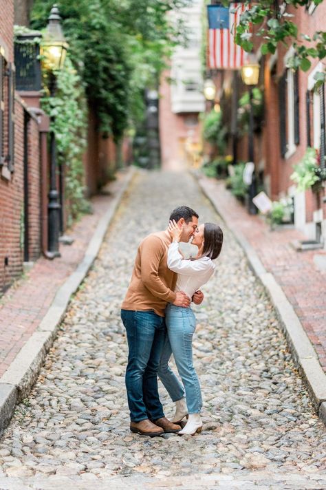 Acorn Street Boston, Beacon Hill Engagement Photos, Rainy Fall Day, Natural Light Wedding Photos, Boston Engagement Photos, Boston Public Garden, Airy Photography, Engagement Locations, Engagement Inspo