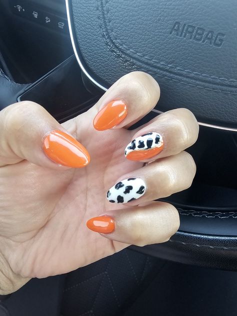 Orange Cow Print Nails, Country Nail Designs, Western Nails, Country Nails, Cow Nails, White Cow, Thanksgiving Nails, Nail Tattoo, Cosmetology