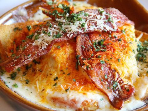 Hot Brown Recipe, Open Face Turkey Sandwich, Kentucky Hot Brown Sandwich, Kentucky Hot Brown, Mornay Sauce, Brown Hotel, Brown Recipe, Hot Brown, Claim To Fame