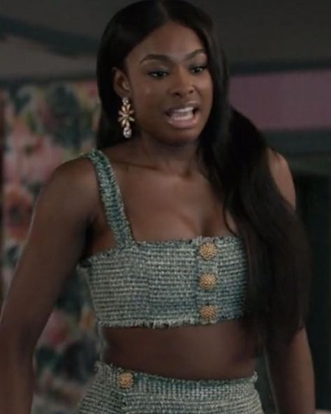 COCO JONES AS HILARY BANKS IN BEL-AIR (2022) 2ND ANNIVERSARY | in honor of it being two years since bel-air debuted on peacock, here’s an appreciation post of coco jones as hilary banks. let’s look at some of her stylish moments with the outfits she’s worn thus far. you know I love me a rich black girl character who’s fashionable! 💅🏾💵🛍️ 🏷️ | #cocojones #hilarybanks #belair #richblackwomen #richlife #richlifestyle #oldmoneyaesthetic #luxurylifestyle #luxury #fashionicon #richgirl Coco Jones Bel Air Outfits, Hilary Banks, Coco Jones, Female Actors, Girl Character, I Love Me, Rich Lifestyle, Office Siren, 2nd Anniversary