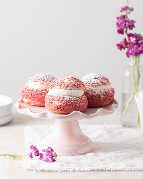 Raspberry Rose Choux Bun Recipe — Style Sweet Choux Cream Puff, Choux Recipe, Pink Pastry, Choux Cream, Choux Buns, Sugar Dough, Cake Style, Pink Desserts, Raspberry Rose