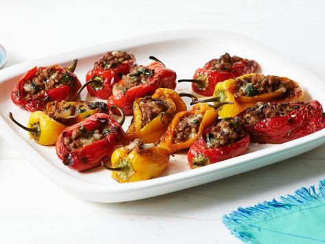 Baby Bell Peppers, Blue Jean Chef, Bell Pepper Recipes, Stuffed Mini Peppers, Summer Appetizer, Food Network Magazine, Giada De Laurentiis, Peppers Recipes, Stuffed Sweet Peppers