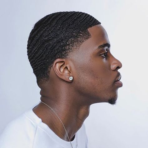 Hairstyle For Black Men, Graduated Haircut, 360 Waves Hair, Hairstyles For Black Men, Waves Hairstyle Men, Wave Hairstyle, Low Taper Fade Haircut, Black Hair Cuts, Waves Haircut