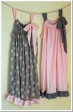 Pillowcase Nightgown, Diy Vetement, Pillowcase Dress, Creation Couture, Easy Sewing Projects, Crafts Sewing, Sewing Clothes, Cowgirl Boots, Sewing Inspiration