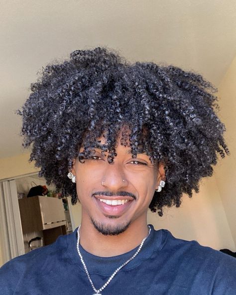 4b Haircut Men, Mens Black Hairstyles, Black Guys With Long Hair, Black Hair Types Chart, Long Curly Hair Men Black, Curly Hair Black Men, Curly Hair Men Long, Black Men Hair Colour, Men Long Curly Hair