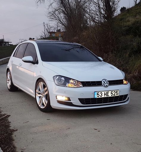 Golf Tsi, 1st Car, Anna Marie, Golf 7, Nice Cars, Golf Gti, Dream Car, Vw Golf, Cool Cars