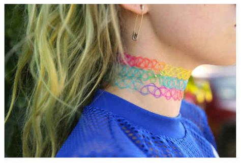 Tattoo choker necklaces | 9 Things We Don't Miss From The 90s Tongue Piercing Tumblr, 2000s Tattoos, Tattoo Choker Necklace, Rainbow Choker, Necklace Tattoo, Rainbow Tattoos, Tattoo Choker, 90s Memories, 90s Girl