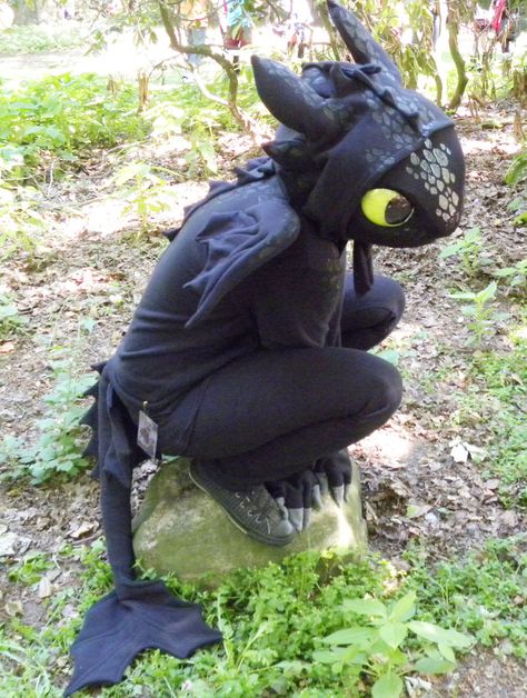 Toothless From 'How To Train Your Dragon' Toothless Costume, Childrens Halloween Costumes, Toothless Dragon, Halloween Costumes For 3, Dragon Costume, Dragon Trainer, Cool Cosplay, Toddler Halloween Costumes, Awesome Cosplay