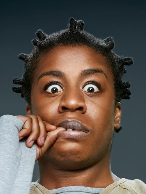 "Crazy Eyes" / Orange Is the New Black. It's one thing to act crazy, and another to act like someone who is trying not to act crazy. This woman has that down cold! Oitnb Characters, Jill Greenberg, Billy Kidd, Uzo Aduba, September Challenge, Crazy Eyes, Orange Is The New, Orange Is The New Black, Movie Photo