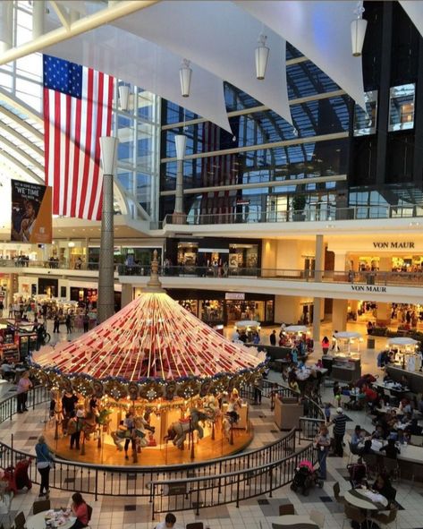 Birmingham's Riverchase Galleria Mall's Carousel & Food Court, Located In The Birmingham-Hoover Metro-Plex In Alabama Hoover Alabama, Alabama Vacation, Galleria Mall, San Pedro Sula, Mall Stores, Mall Of America, Hampton Inn, Birmingham Alabama, Shop Till You Drop