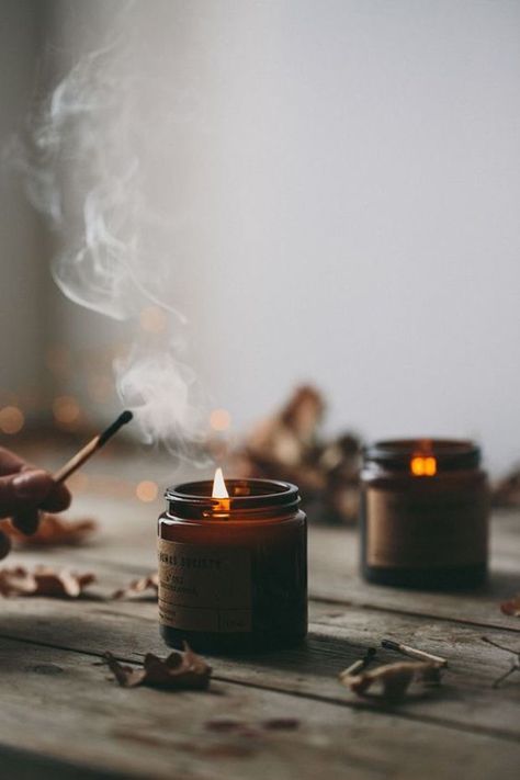 Diy Keramik, Soya Mumu, Candles Photography, Hygge Decor, Fall Inspiration, Sigmund Freud, Candle Magic, Winter Aesthetic, Autumn Aesthetic