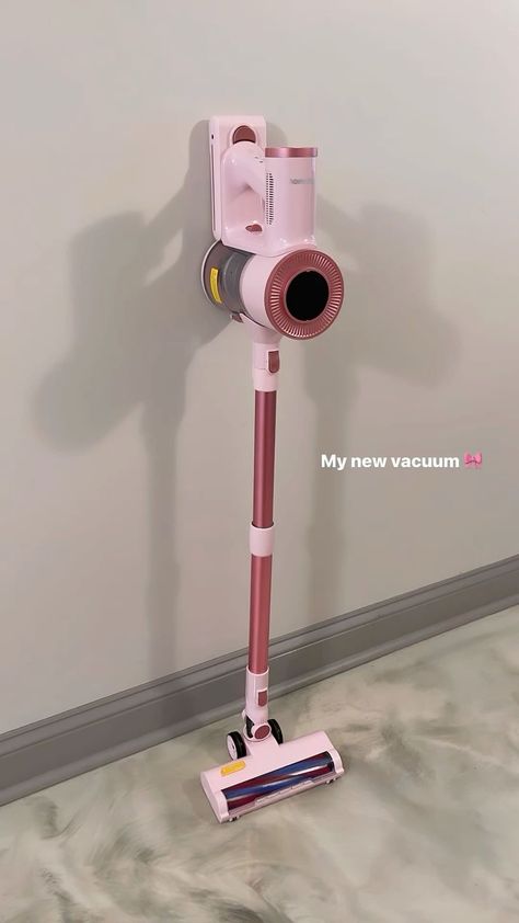 Pink House Accessories, Room Needs List, Pink Apartment Living Room, Pink Room Accessories, My Wishlist Ideas, Cute Girly Room, Pink Vacuum, Cute College Apartment, Apartment Decor Pink