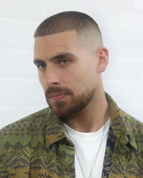 Balbo Beard, Men Short Hair Fade, Buzz Cut With Beard, Crew Cut Hair, Buzz Cut For Men, Buzz Cut Styles, Very Short Hair Men, Short Hair Men, Men Fade Haircut Short