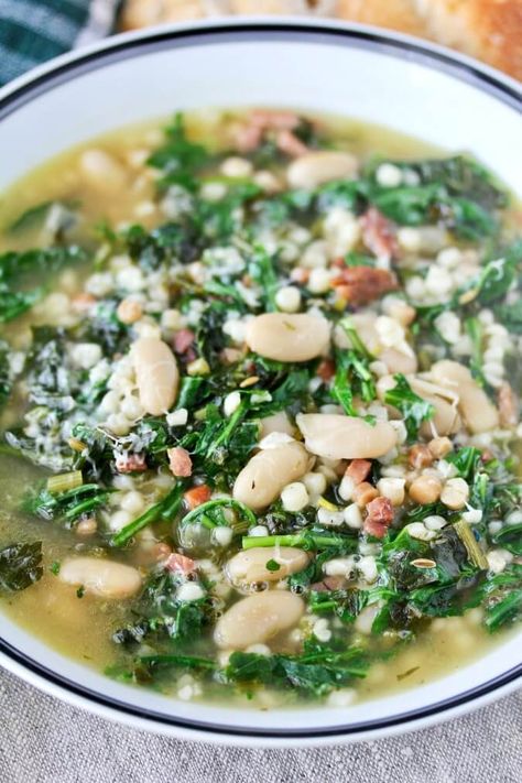 Sardinian Herb Soup with beans and arugula Soup With Arugula, Arugula Soup Recipes, Sardinian Soup, Arugula Soup, Soup Celery, Carrot And Fennel Soup, Soup With Beans, Cannellini Beans Soup, Spring Herbs