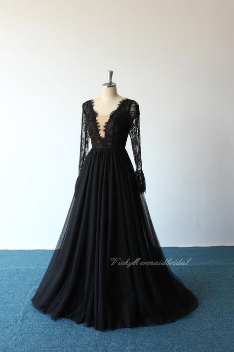 Dresses For Summer 2023, Wedding Dresses For Summer, 2023 Wedding Dresses, Wedding Dresses Under 500, Black Red Wedding, Masquerade Ball Party, 2023 Dress, Designed Dresses, Wedding Dresses Plus