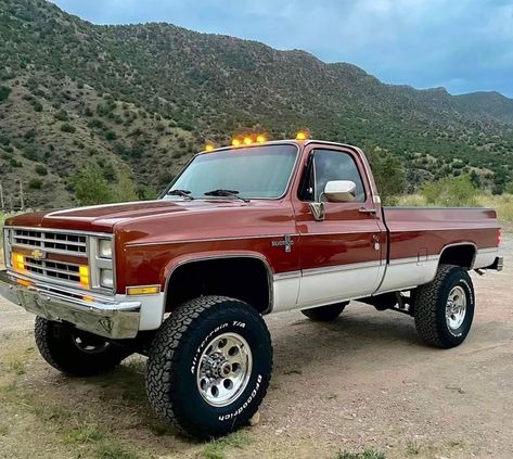 K 10 Chevy Trucks, K10 Chevy 4x4, Chevy Square Body Trucks, Square Body Trucks, Square Body Chevy, Squarebody Chevy, Chevy Suv, Jacked Up Chevy, Single Cab Trucks