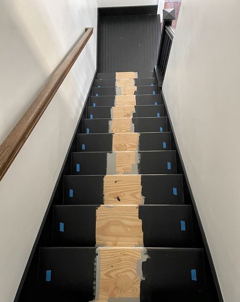 How to Install a Stair Runner (Step-by-Step Tutorial) | Our Aesthetic Abode Black And White Stair Runner, Black Stairs With Runner, Painted Stairs With Runner, Stair Runner With Landing, Stair Runners Ideas, Stairs With Runner, Runner Stairs, Black And White Stairs, Basement Hallway