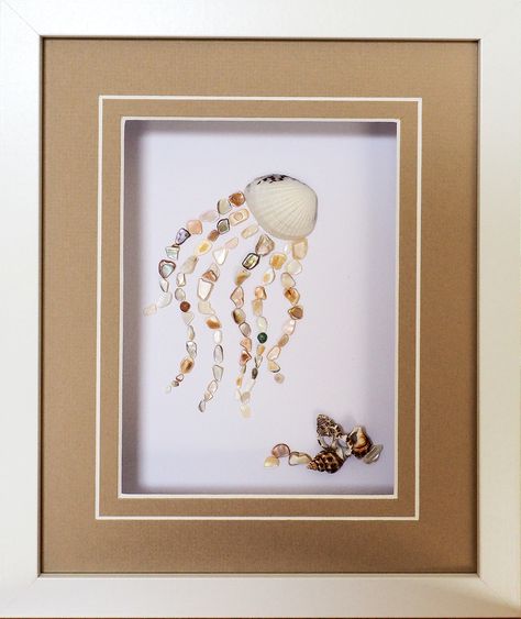 Fish Shell Art, Art With Shells Seashells Diy Ideas, Shell Collage Art, Limpet Shell Art, Seashell Shadow Box Ideas Diy, Tiny Shell Art, Seashell On Canvas, How To Display Shells, Shell Decorating Ideas