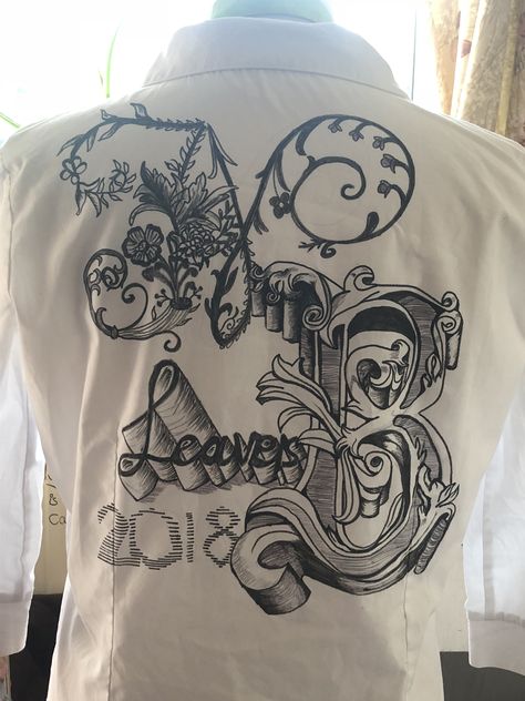 My school leavers shirt Graffiti Leavers Shirt, Cool Leavers Shirt Designs, Leavers 2023 Shirt Ideas, Leavers Shirt Designs Aesthetic, Leavers T Shirts Design, Shirt Signing Ideas School, Leaver Shirts Ideas, Year 11 Leavers Shirt Ideas, Leavers Shirt Designs Diy