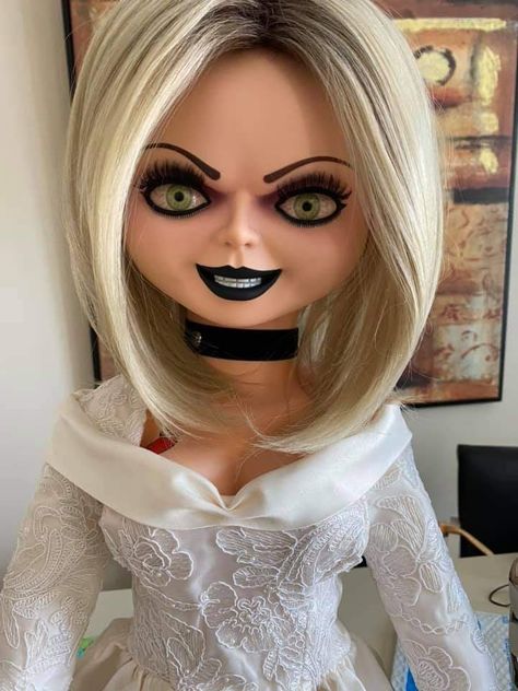 Chucky Wife Makeup, Chucky Wife Costume, Tiffany Childs Play, Chucky Wife, Scary Chucky, Chucky And His Bride, Tiffany Ray, Bride Of Chucky Makeup, Chucky Makeup