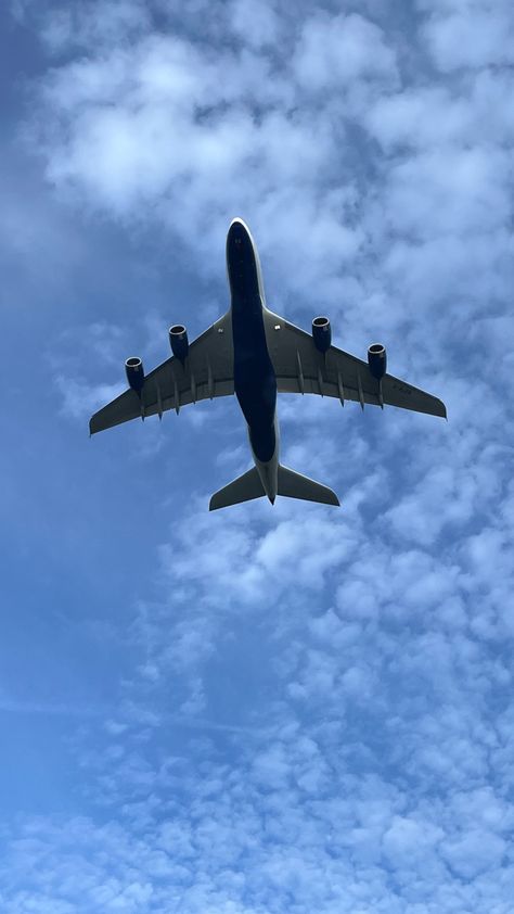 Airplane On Sky, Plane Spotting Aesthetic, Airplane Blue Aesthetic, Blue Airplane Aesthetic, Blue Guy Aesthetic, Plane Flying Aesthetic, Planes Aesthetic, Aeroplane Aesthetic, Planes Wallpaper