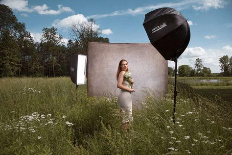 Portable Backdrop, Photography Set Up, Photography Rules, Outdoor Backdrops, Photography Lighting Setup, Home Studio Photography, Fine Art Portrait Photography, Art Photography Portrait, Studio Photography Lighting