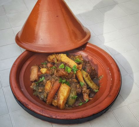 Beef Tagine Recipes, Moroccan Tagine Recipes, Carrots And Zucchini, Beef Tagine, Morocco Home, Moroccan Beef, Making Couscous, Tagine Cooking, Moroccan Tagine