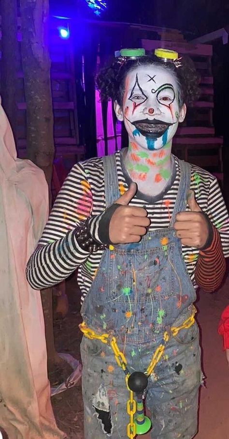 Scare Actor Ideas, Diy Clown Costume Men, Scare Actor Costumes, Scare Actor, Branch Ideas, Haunted Circus, Scaring People, Halloween Parejas, Clown Costume