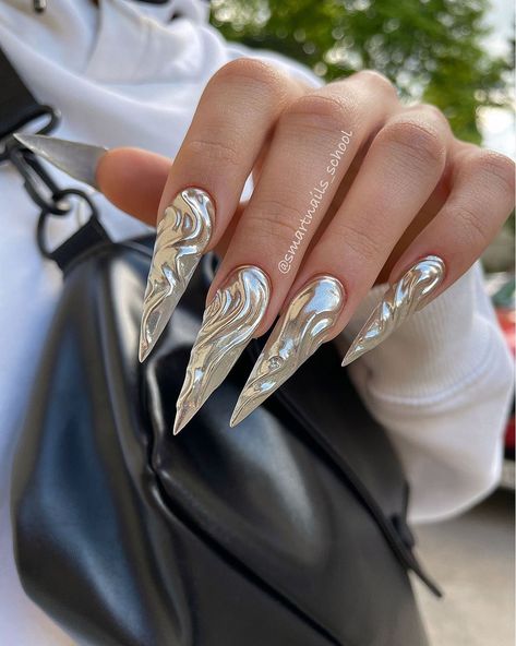 Steletoes Nails, Texture Nails, Stilleto Nails Designs, Long Stiletto Nails, Edgy Nails, Goth Nails, Stiletto Nails Designs, Classy Acrylic Nails, Metallic Nails