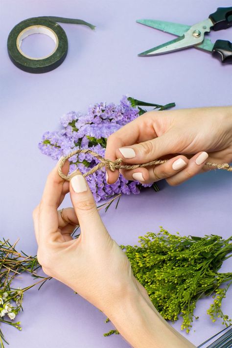 Flower Crown Tutorial, Diy Floral Crown, Flower Head Wreaths, Festival Must Haves, Diy Flower Crown, Aster Flower, Head Wreath, Machine Embroidery Applique, Birthday Crown