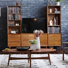 60s Furniture, Minimalist Dekor, Living Room Decor Colors, Trendy Living Rooms, American Modern, Home Modern, Cool Ideas, Living Room Tv, Minimalist Interior