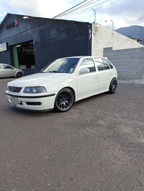 Volkswagen Gol 2003 blanco Pointer Vw, Gol Power, Vw Pointer, Draw Cars, Vw Ideas, Golf Mk3, Volkswagen Gol, Vw Gol, 4 Wallpaper