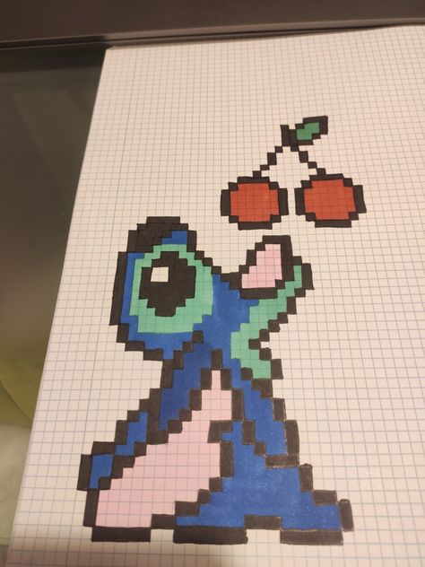 Pixel Art Stitch, Square Drawing, Modele Pixel Art, Kare Kare, Graph Paper Designs, Graph Paper Drawings, Pixel Drawing, Pix Art, Pixel Art Grid