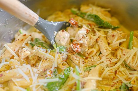 Instant Pot Marry Me Chicken, Pasta In The Instant Pot, Marry Me Chicken Pasta, Chicken Receipes, Marry Me Chicken, Basil Sauce, Sun Dried Tomatoes, Instant Pot Chicken, Chicken Pasta