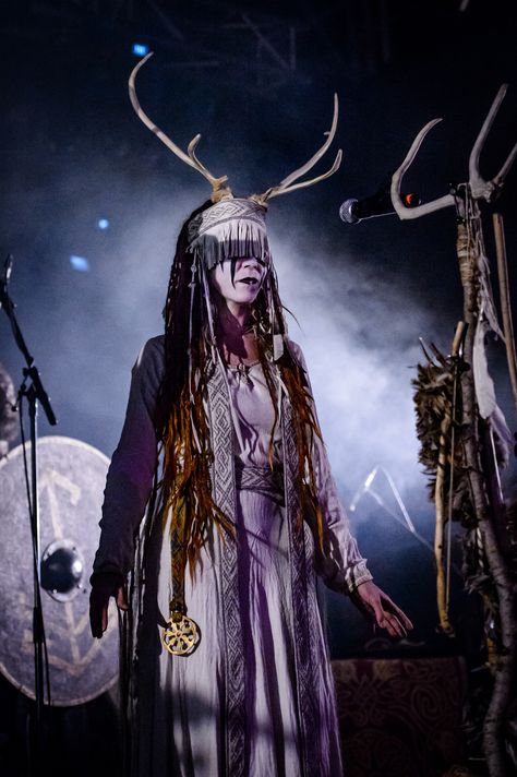 Heilung Band, Maria Franz, Viking Outfits, Pagan Music, Dark Fairy Costume, Viking People, Pagan Magic, Mask Dance, Shamanic Journey