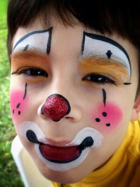 Clown face painting                                                                                                                                                                                 More Easy Clown Makeup, Mime Face Paint, Creepy Clown Makeup, Clown Face Paint, Theme Carnaval, Clown Party, Clown Face, Kids Face Paint, Cute Clown