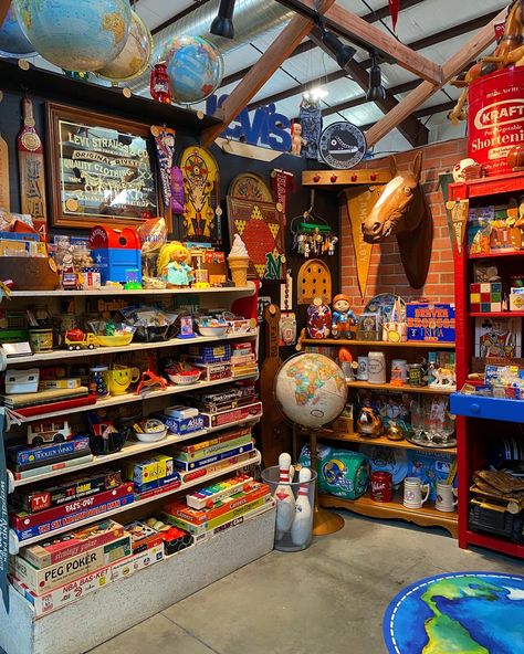 Toy Store Aesthetic, Toy Store Design, Toy Collection Display, 1990's Toys, Brindleton Bay, Toy Stores, Vintage Mall, School Designs, Novelty Store