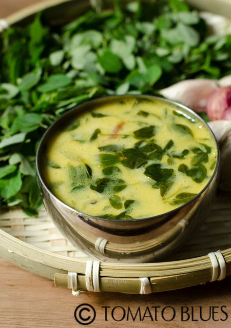 Recipes Using Coconut Milk, Drumstick Leaves, Moringa Recipes, Light Soup, Produce Recipes, Coconut Milk Soup, Light Soups, Moringa Leaves, Coconut Soup