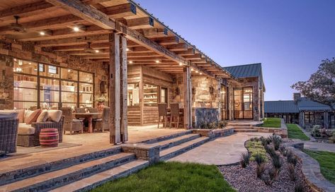 A modern ranch home perched on a Texas hilltop has picturesque views Modern Ranch Home, Porch Beams, Ranch Plans, Stone Homes, Vineyard House, Mountain Architecture, Luxury Ranch, Ranch House Designs, Hill Country Homes