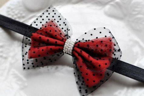 Hairstyles Ribbon, Hairstyles Holiday, Bows Ideas, Hair Bows Diy Ribbon, Holiday Hair Bows, Girls Hair Bows Diy, Black Hair Bows, Bows Diy Ribbon, Holiday Hair