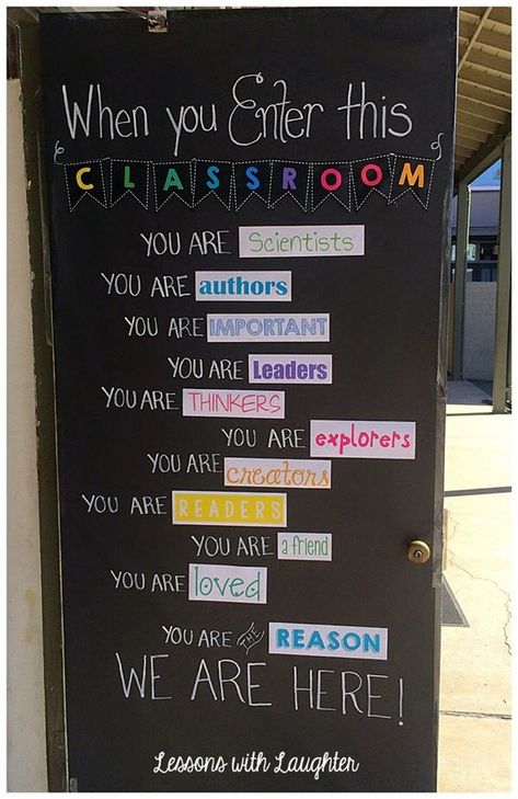 40 Excellent Classroom Decoration Ideas - Bored Art Room Door Ideas, Classroom Decoration Ideas, Classroom Decor Middle, Middle School Classroom Decor, Classroom Decor High School, Diy Classroom Decorations, Elementary Classroom Decor, Classroom Decor Themes, High School Classroom