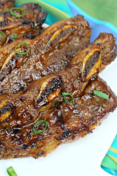 Hawaiian Bbq Short Ribs, Ribs In Instant Pot, Ribs Instant Pot, Make Your House Smell Amazing, Bbq Short Ribs, Ribs In Oven, Beef Short Rib Recipes, Hawaiian Bbq, Short Ribs Recipe